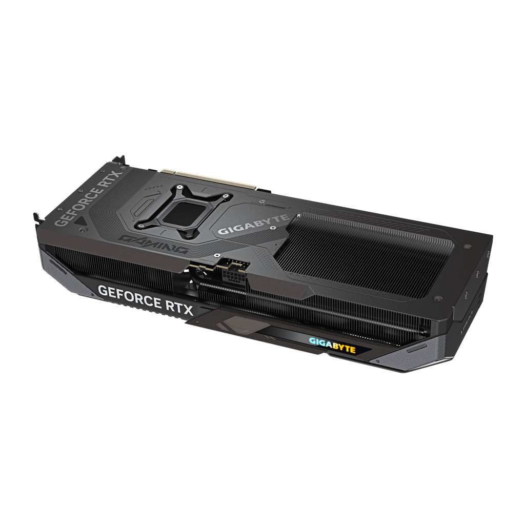 GIGABYTE GeForce RTX 5070 GAMING OC 12G